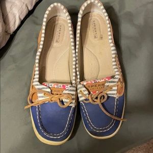 Size 9.5 Sperry top sided